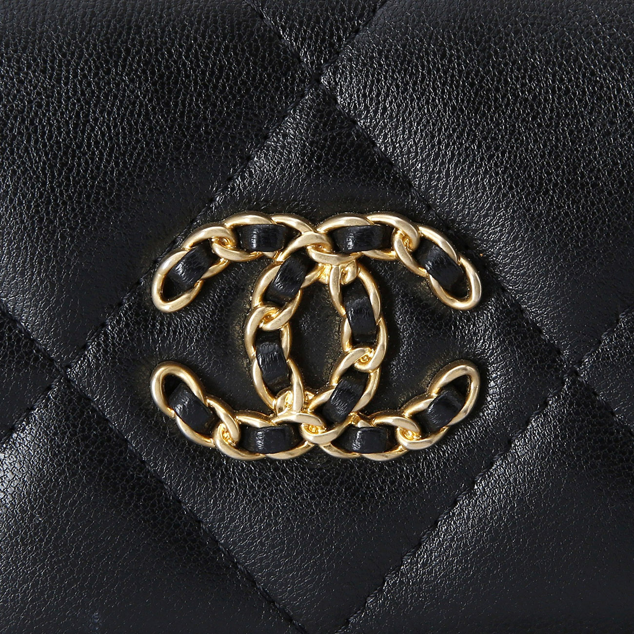 CHANEL(USED)K샤넬 19 폰 케이스 체인백