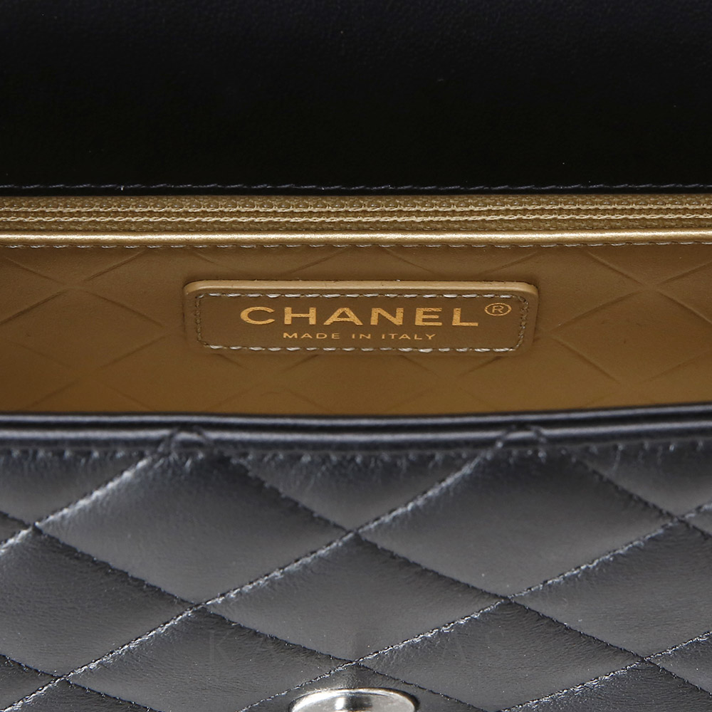 CHANEL(USED)샤넬 참 장식 미니 플랩백 블랙