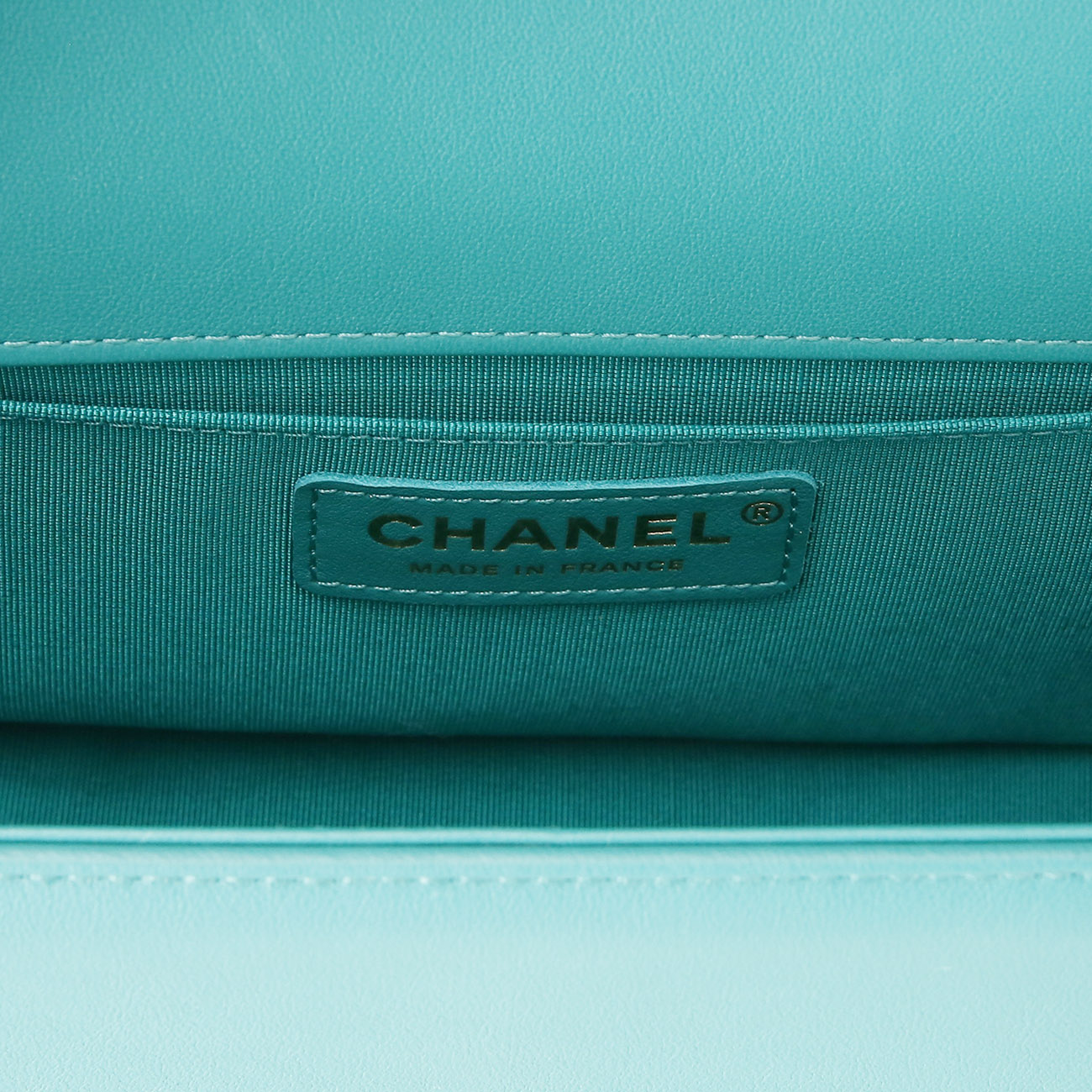 CHANEL(USED)샤넬 보이샤넬 쉐브론 램스킨 미듐