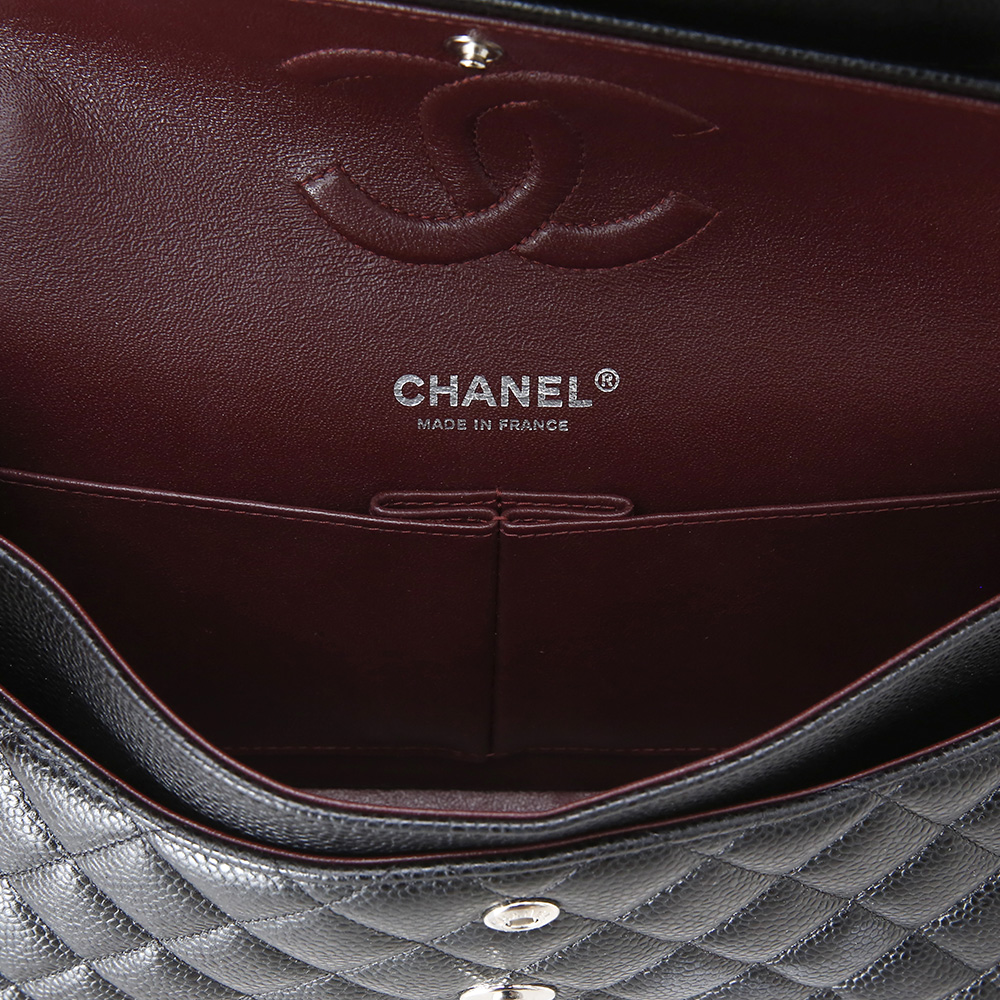 CHANEL(USED)샤넬 클래식 캐비어 미듐 블랙 은장