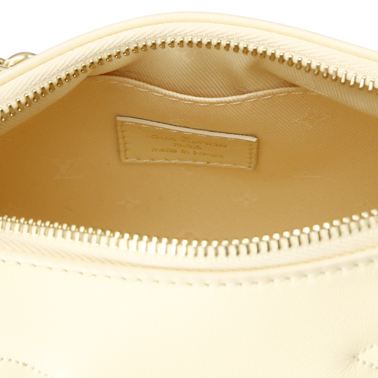 LOUIS VUITTON(USED)루이비통 오버 더 문 바나나백