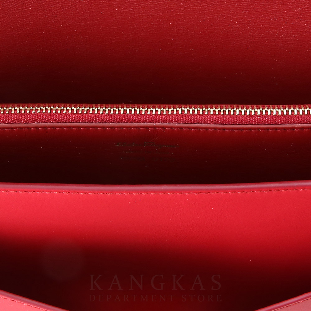 FERRAGAMO(USED)페레가모 간치니 버클 숄더백