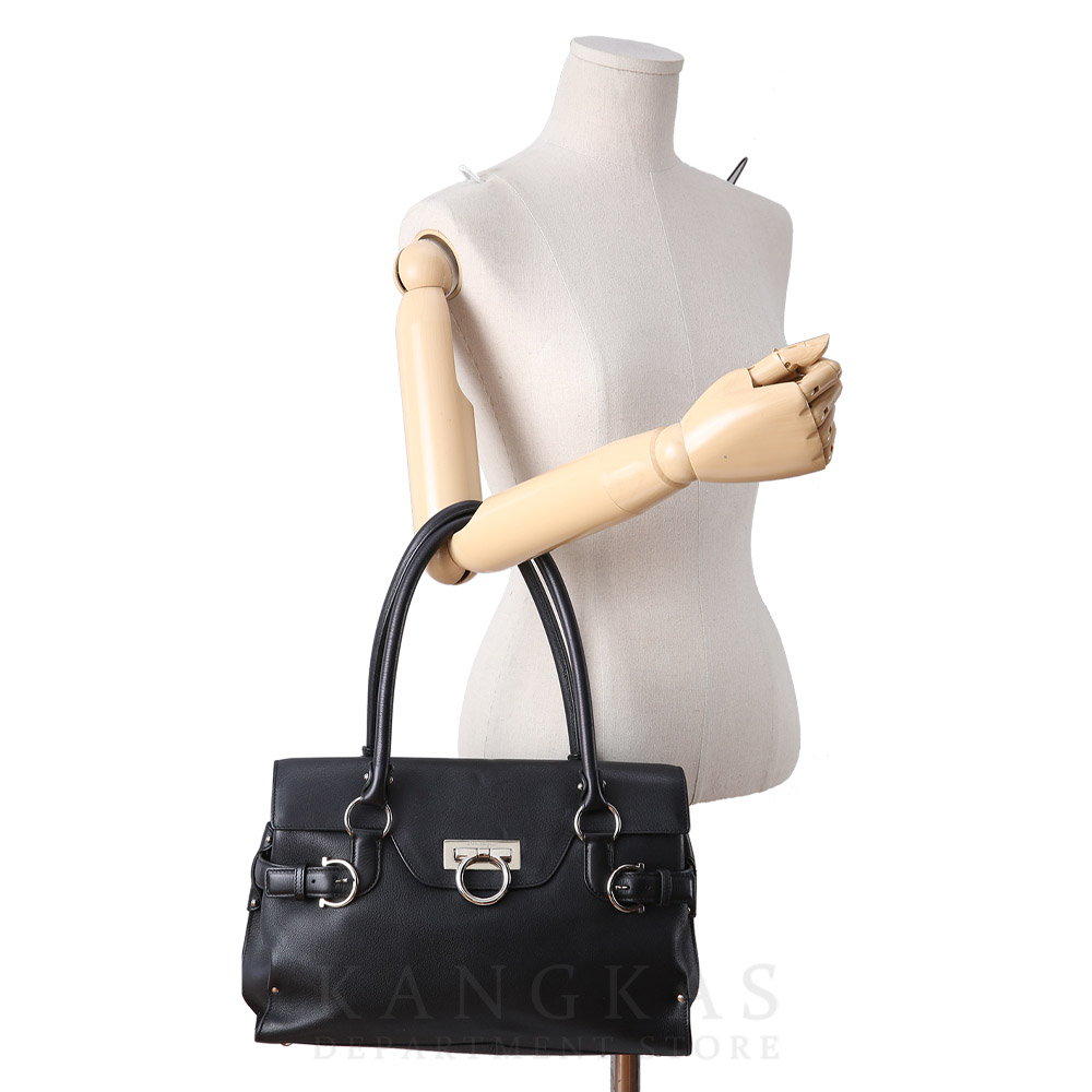 FERRAGAMO(USED)페레가모 간치니 플랩 토트백