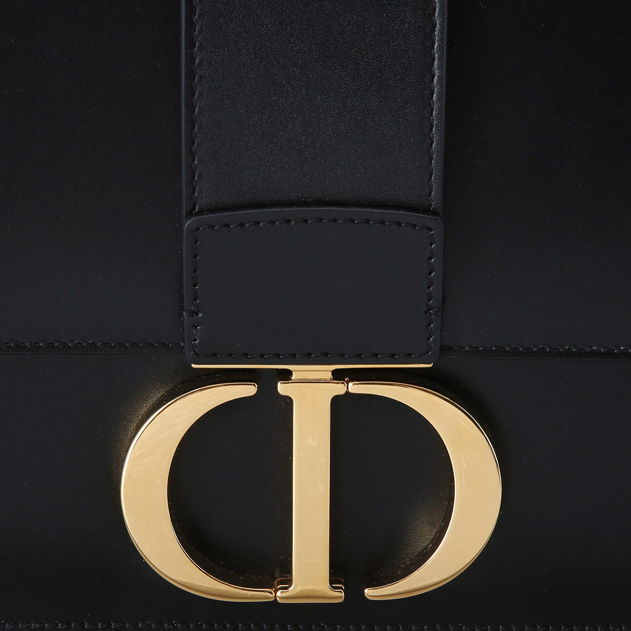 CHRISTIAN DIOR(USED)크리스찬디올 30 몽테인 백