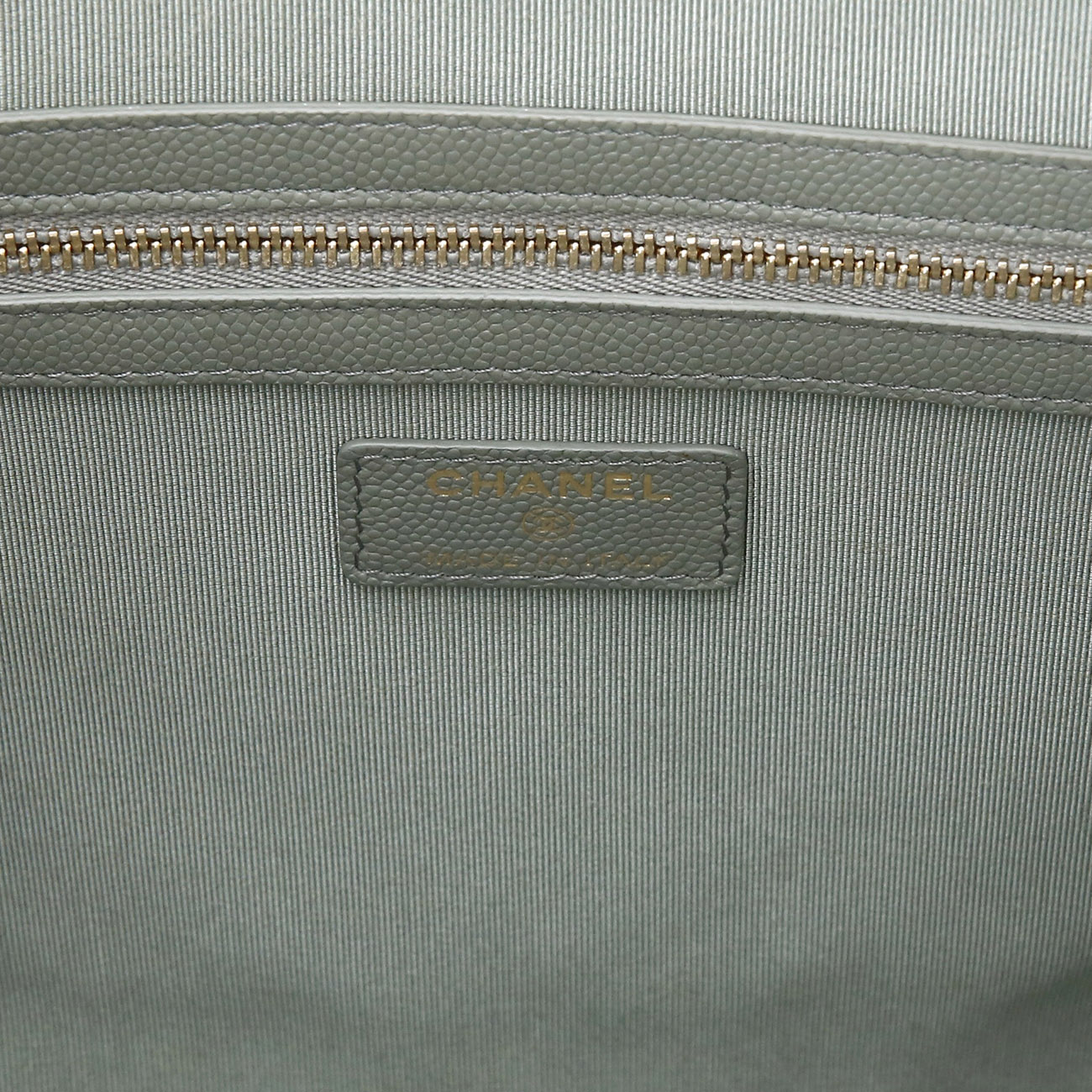 CHANEL(USED) 샤넬 클래식 쉐브론 클러치 라지 카키