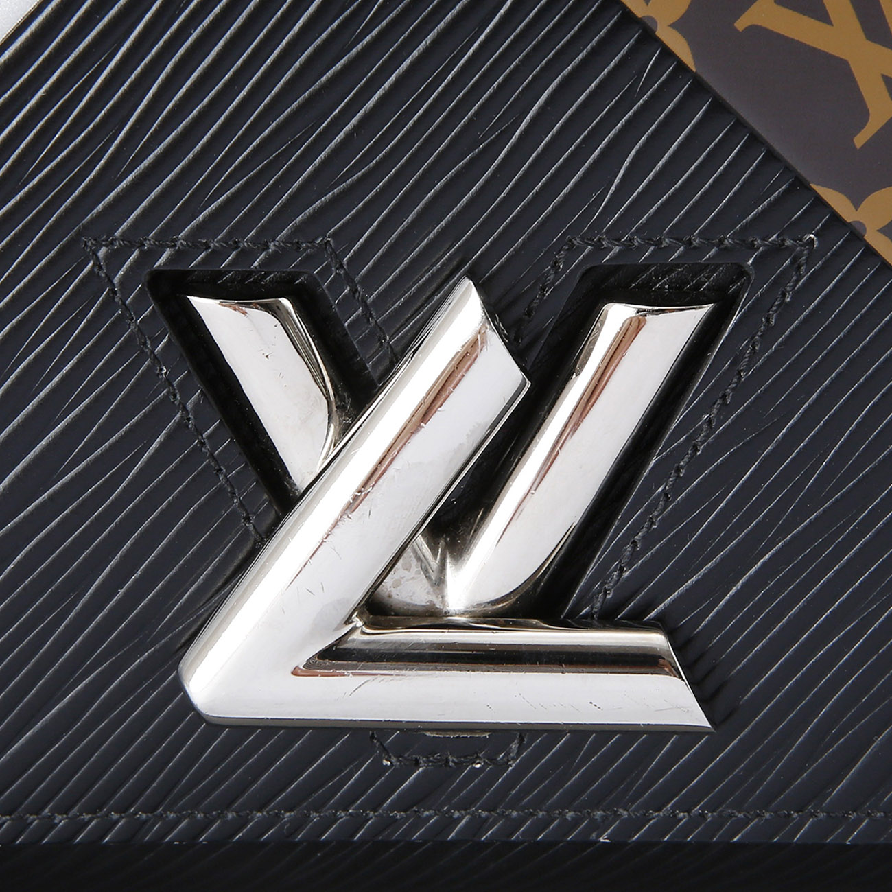 LOUIS VUITTON(USED)루이비통 시즌 트위스트 WOC