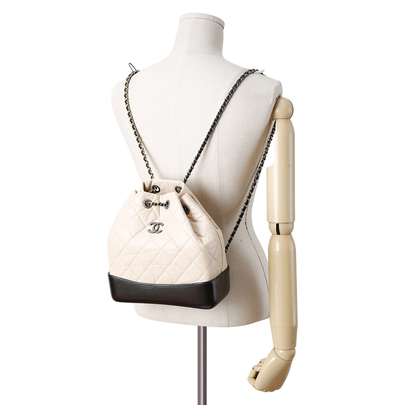 CHANEL(USED)샤넬 가브리엘 백팩 베이지