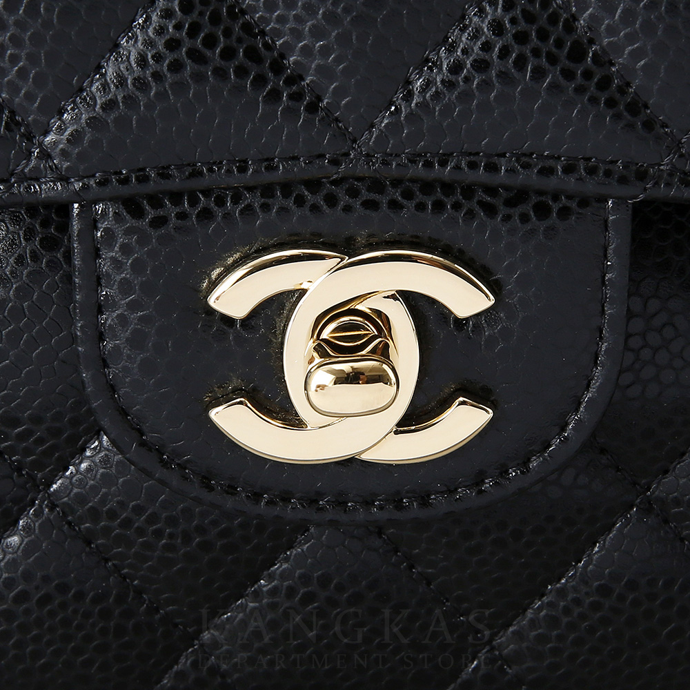 CHANEL(NEW)샤넬 클래식 캐비어 미듐 블랙 금장