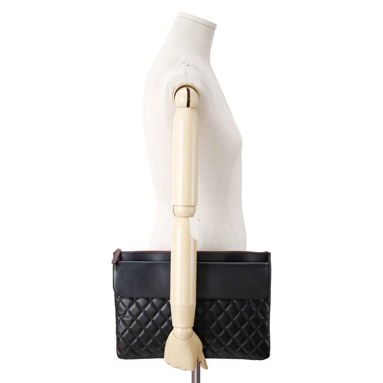 CHANEL(USED)샤넬 시즌 램스킨 플랩 클러치