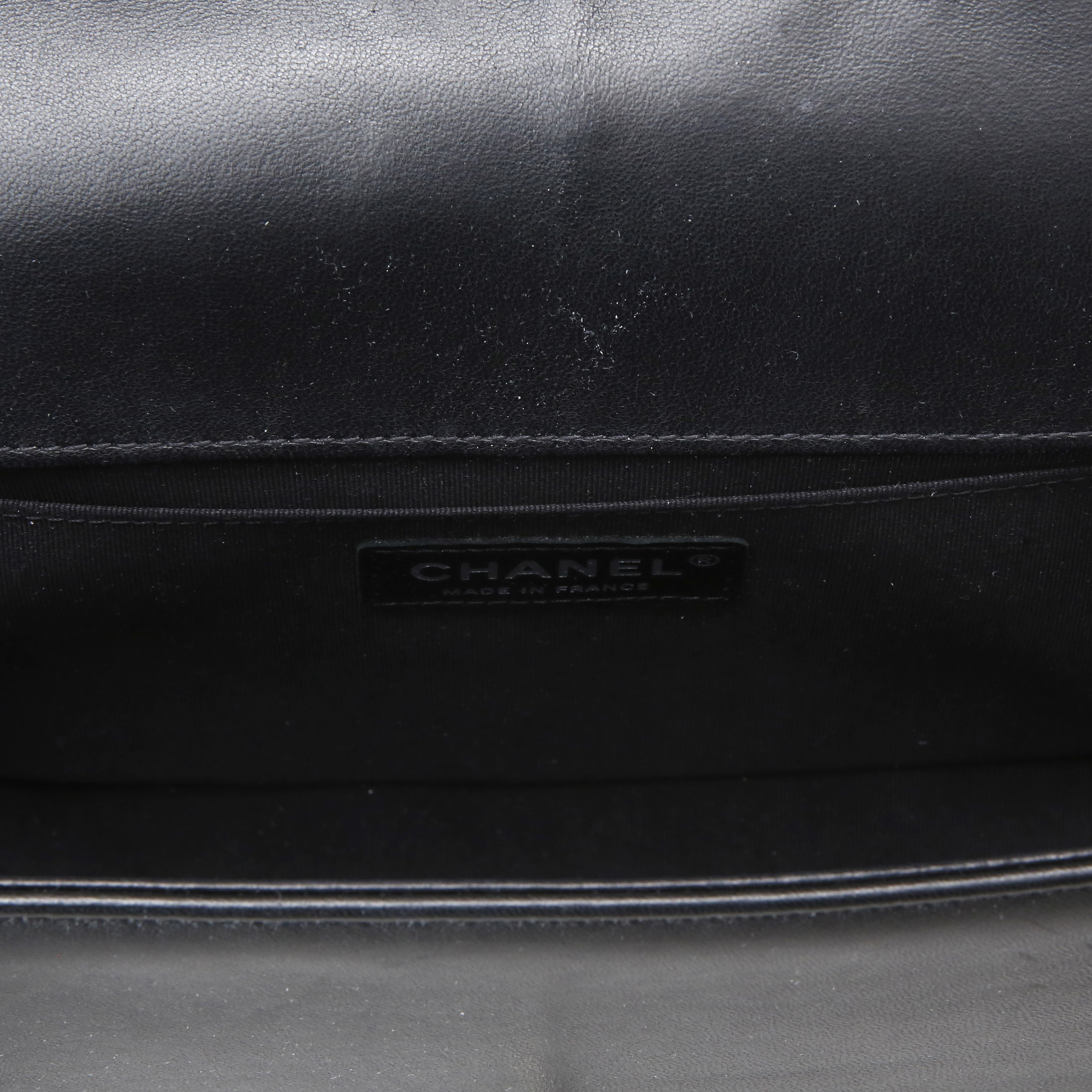 CHANEL(USED)샤넬 보이샤넬 미듐 은장