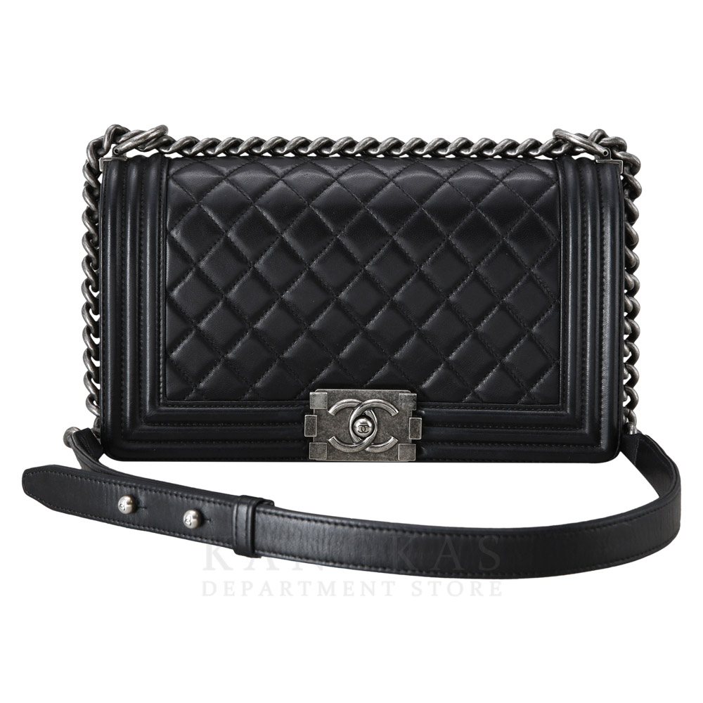 CHANEL(USED)샤넬 보이샤넬 미듐 은장