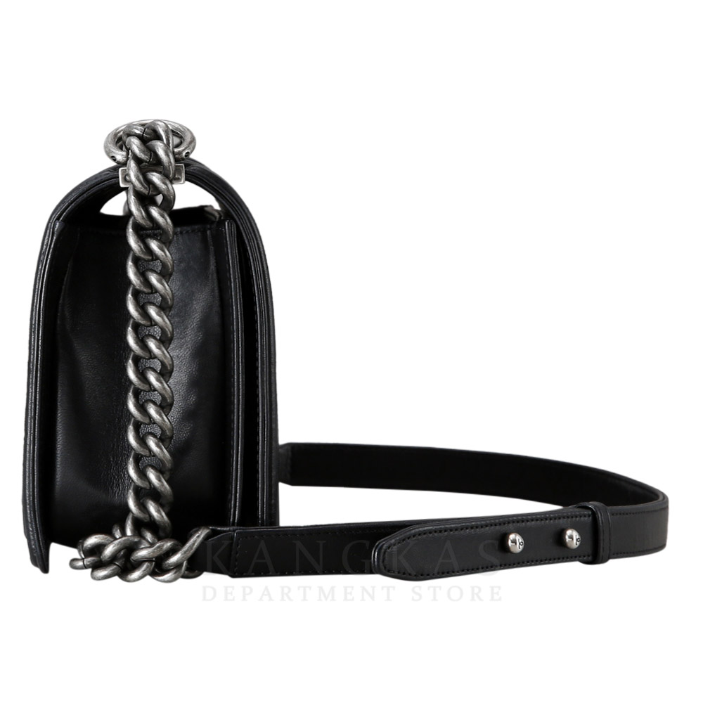 CHANEL(USED)샤넬 보이샤넬 미듐 은장