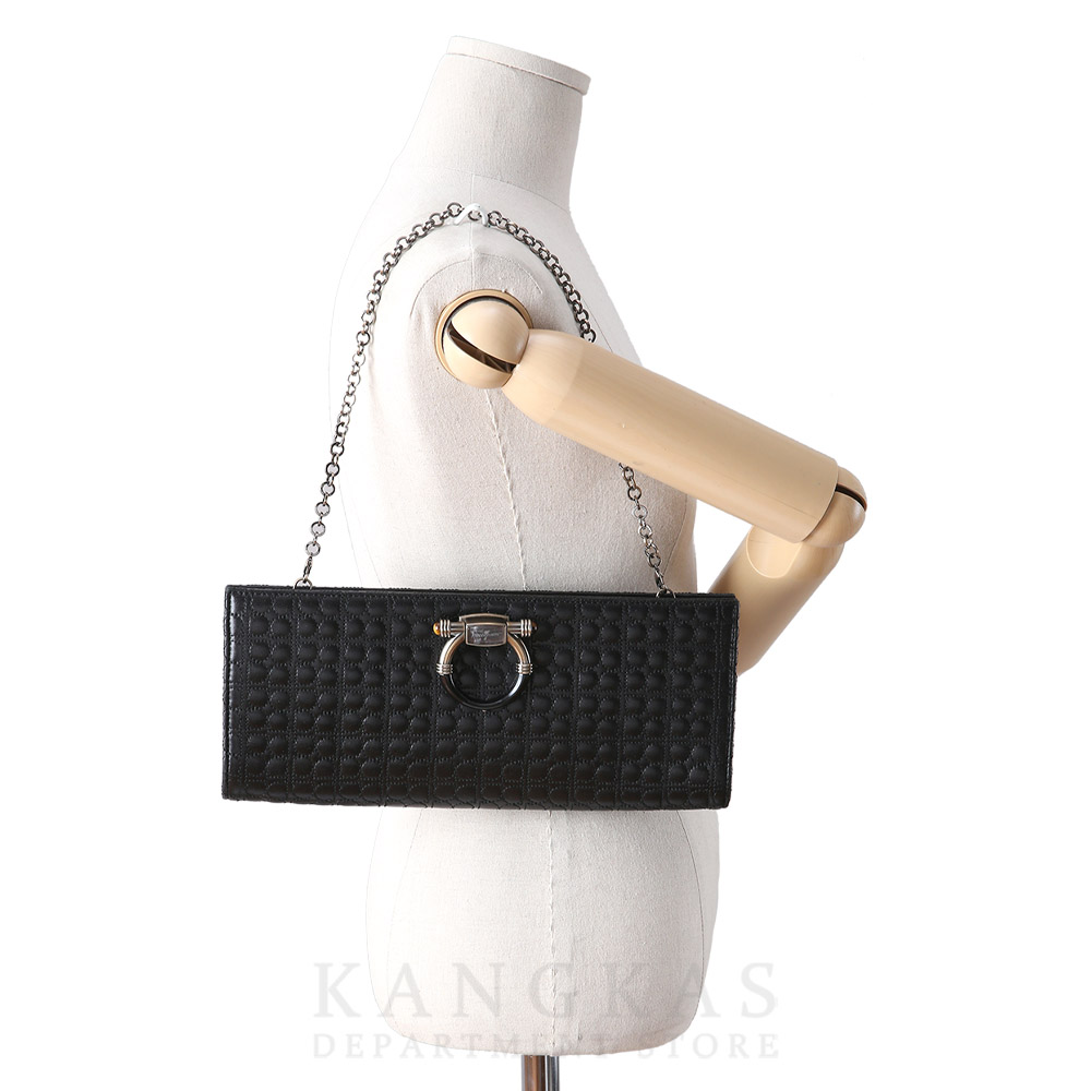 FERRAGAMO(USED)페레가모 간치니 체인 클러치백