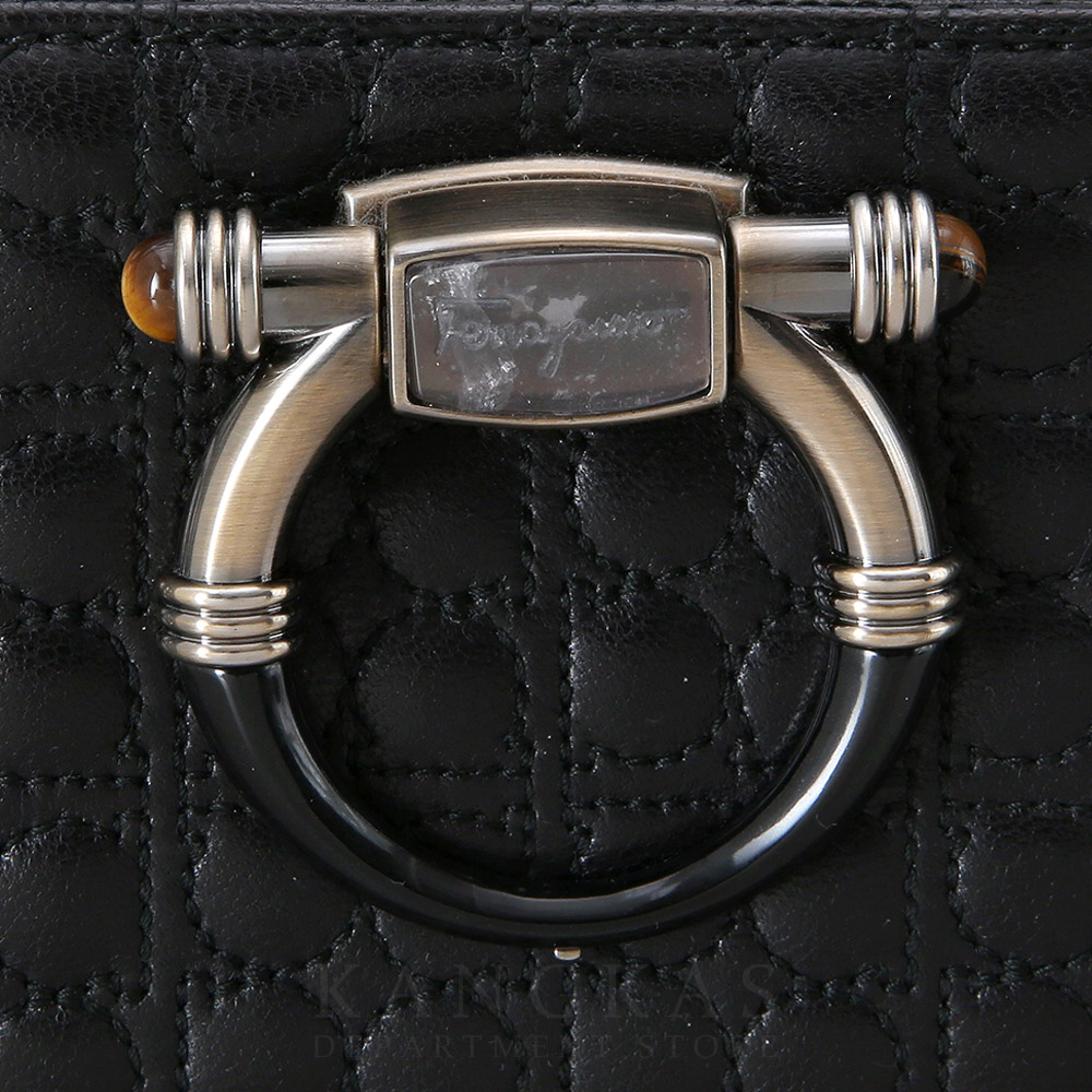 FERRAGAMO(USED)페레가모 간치니 체인 클러치백