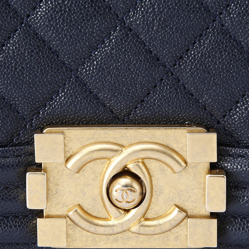 CHANEL(USED)샤넬 캐비어 보이샤넬 미듐