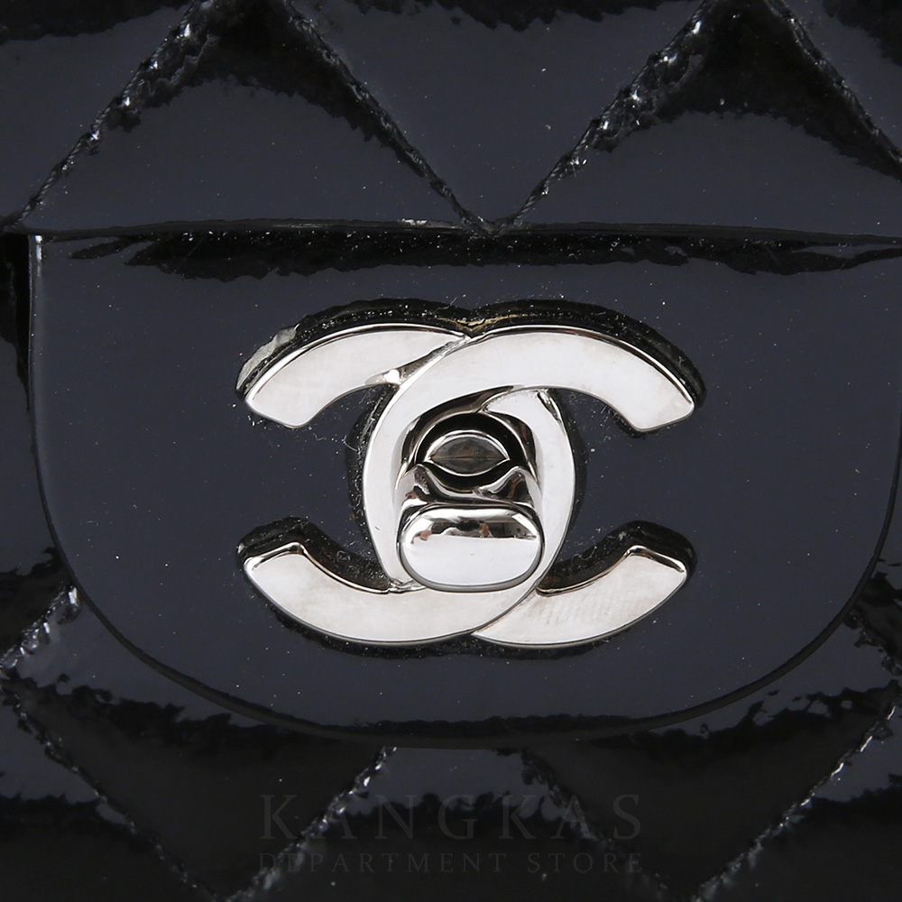 CHANEL(USED)샤넬 페이던트 클래식 미듐 플랩백