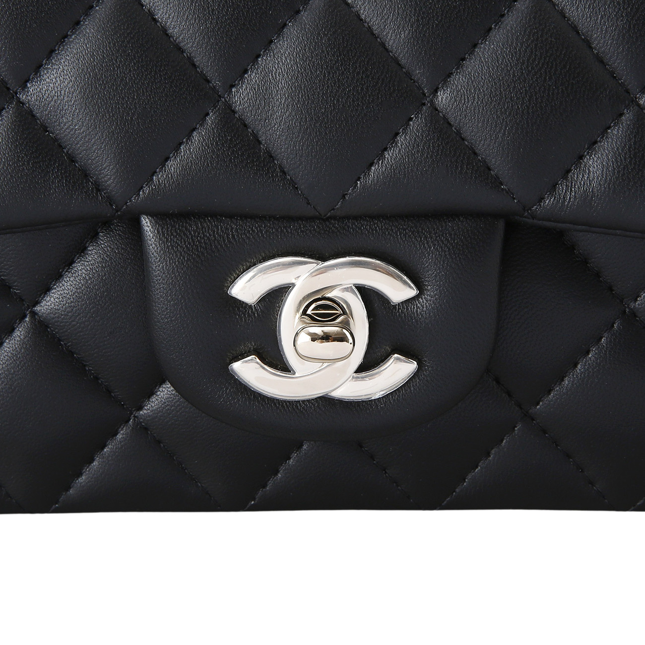 CHANEL(NEW)샤넬 뉴미니 탑핸들 참장식  (새제품) NEW PRODUCT