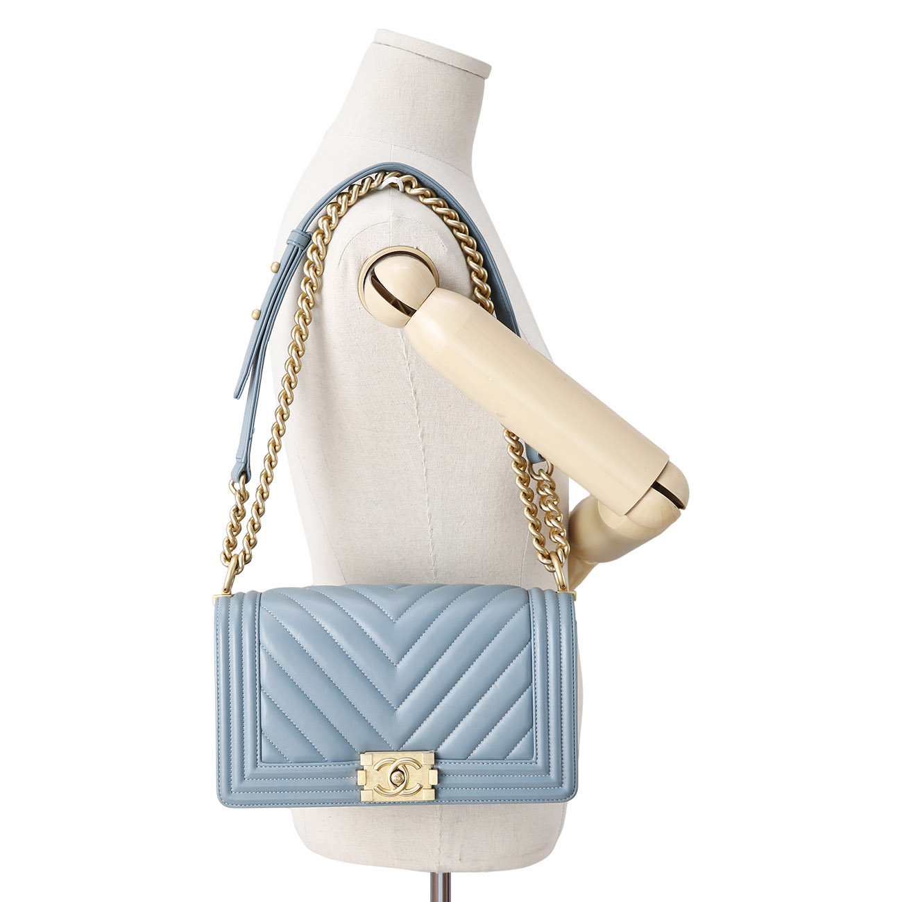 CHANEL(USED)샤넬 보이샤넬 쉐브론 미듐