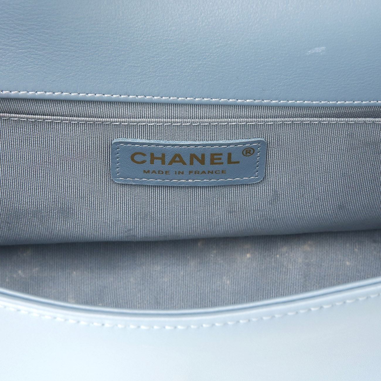CHANEL(USED)샤넬 보이샤넬 쉐브론 미듐