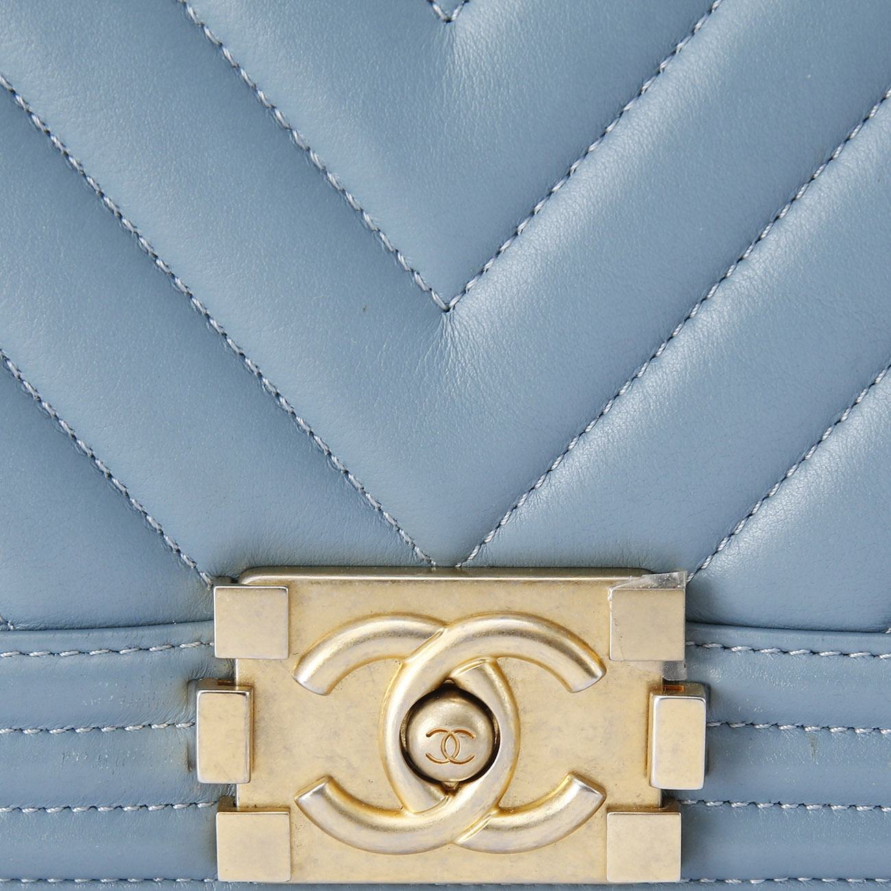 CHANEL(USED)샤넬 보이샤넬 쉐브론 미듐