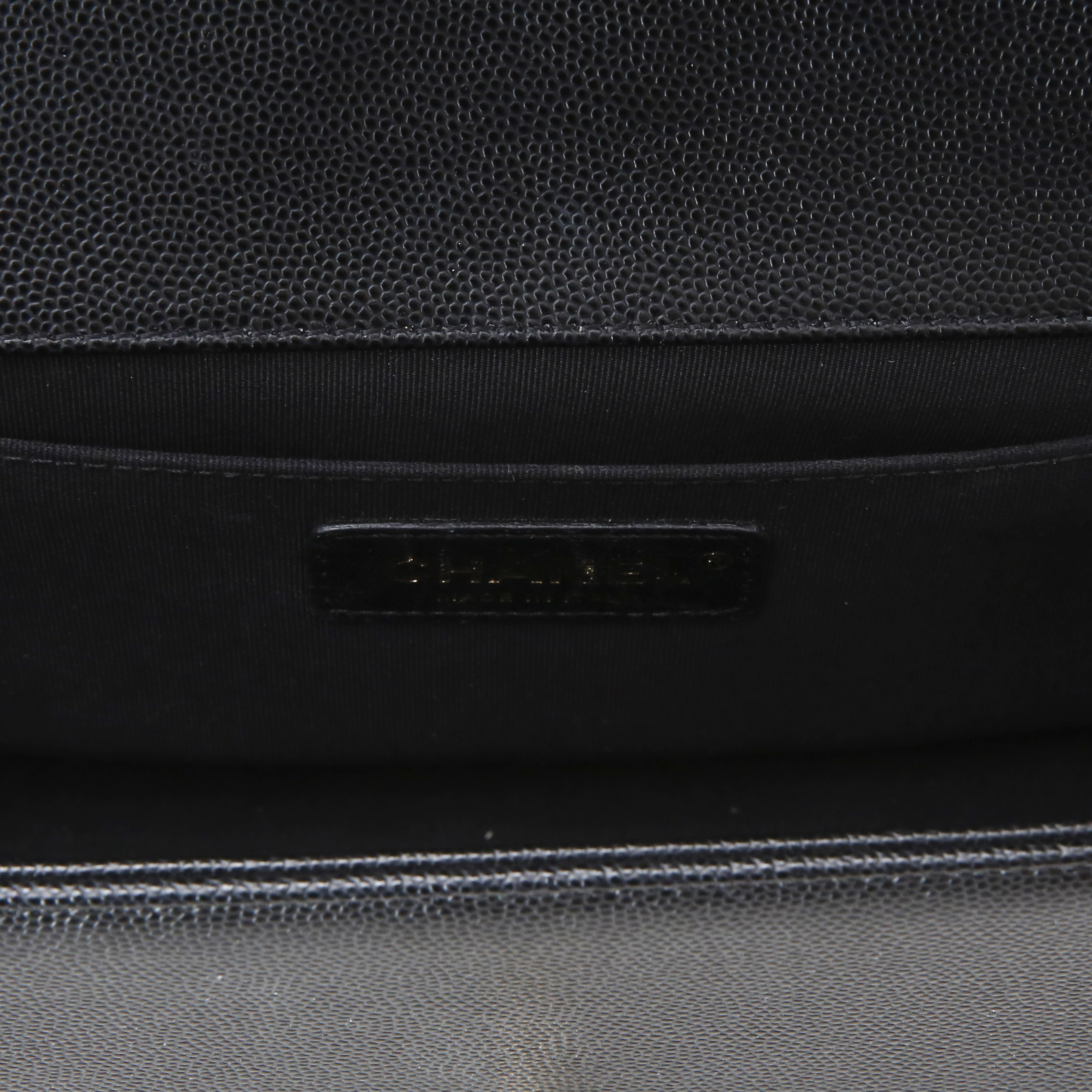 CHANEL(USED)샤넬 보이샤넬 캐비어 미듐 금장